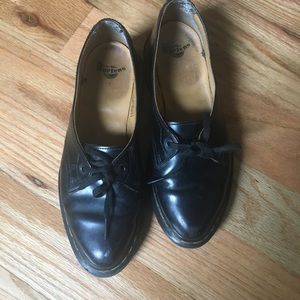 Doc martens dr black size 7 shoes oxfords